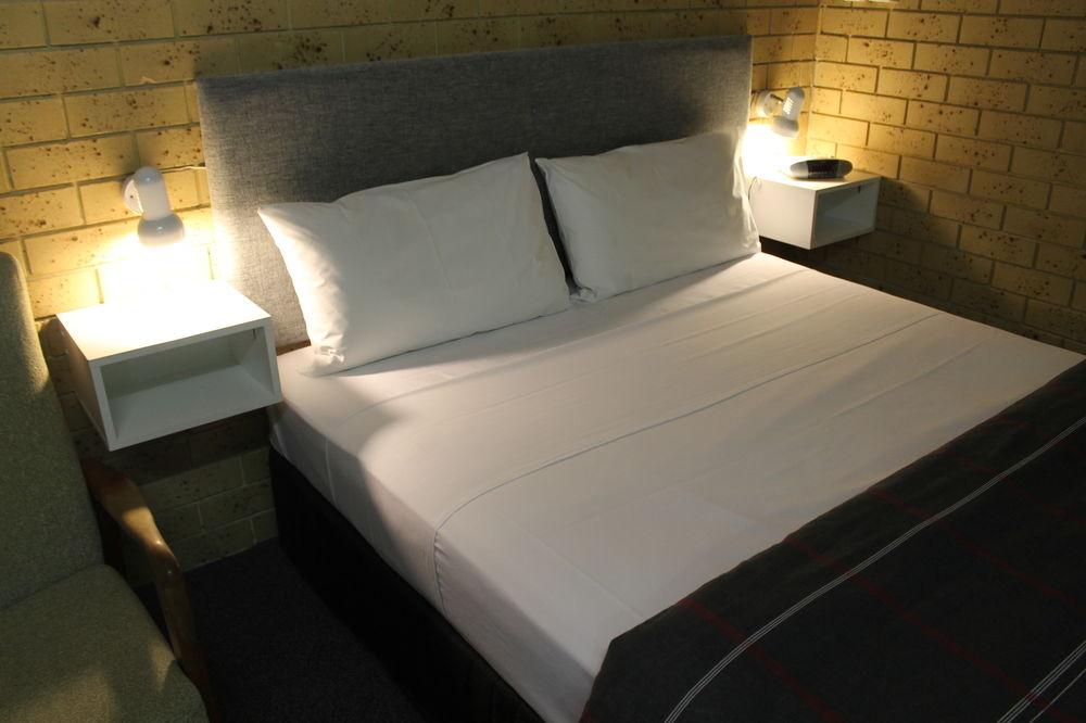 Coast Inn Motel Балина Екстериор снимка