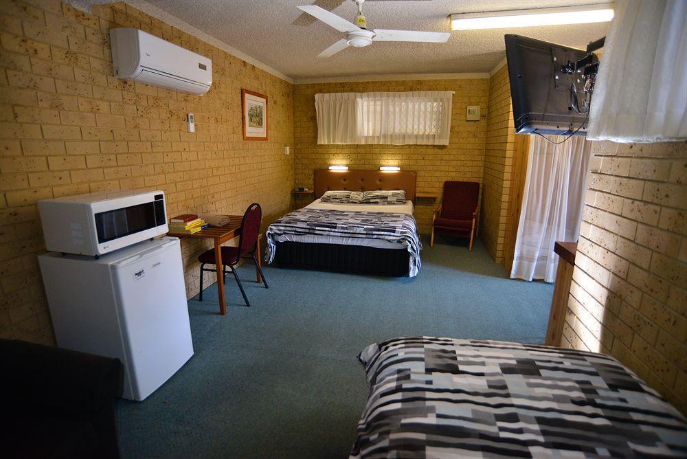 Coast Inn Motel Балина Екстериор снимка