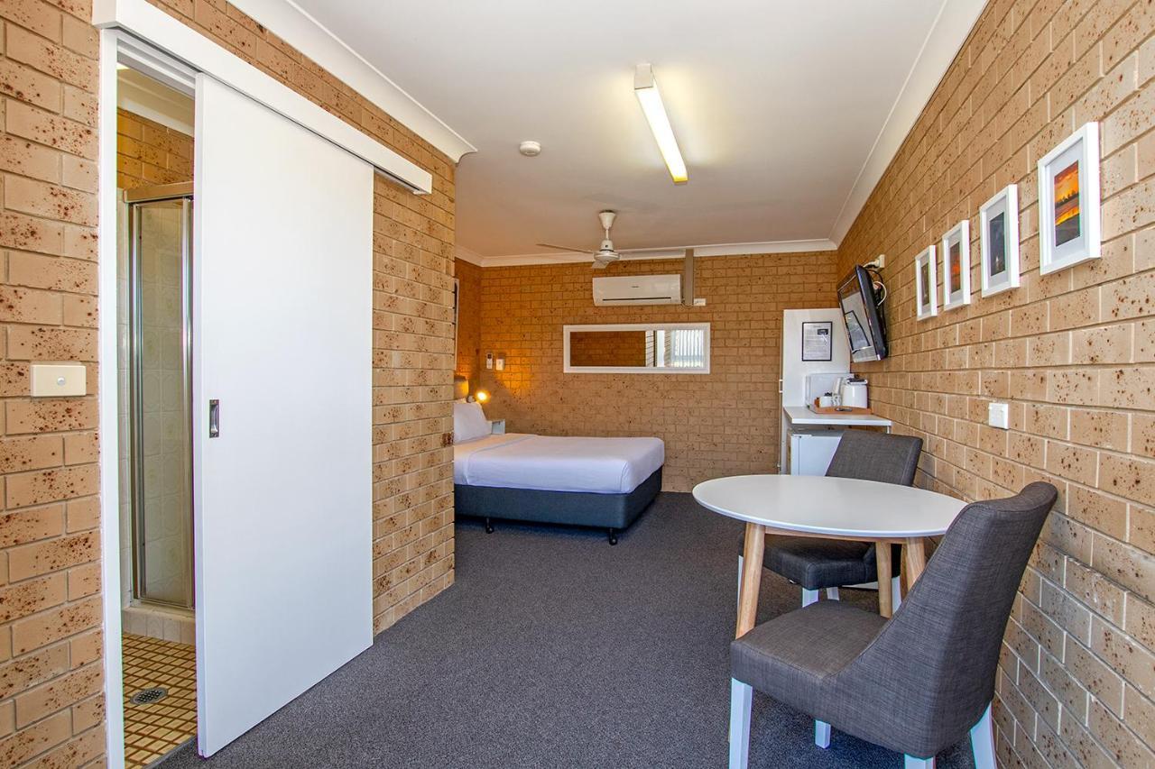 Coast Inn Motel Балина Екстериор снимка